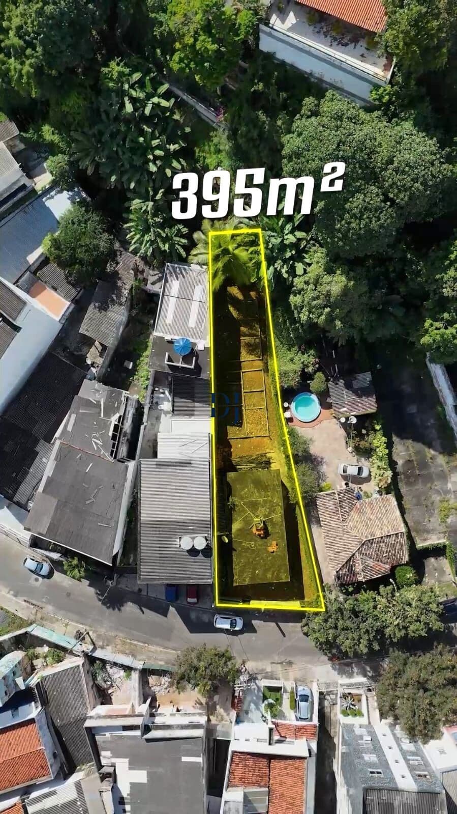 Imóvel Comercial com 395m² de Terreno no Rio Vermelho