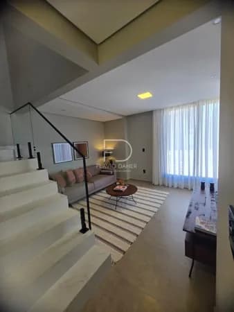 Casa em Condomínio Villagio
