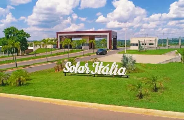 TERRENO EM CONDOMÍNIO FECHADO – 3 LOTES JUNTOS 900M² – OPORTUNIDADE ÚNICA