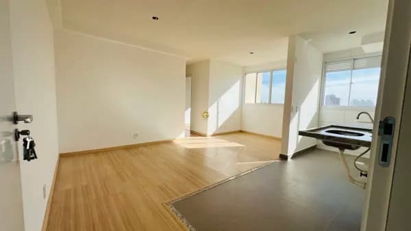 APARTAMENTO À VENDA AO LADO DO PARQUE CASCAVEL – GOIÂNIA | 2 QUARTOS COM SUÍTE | CONDOMÍNIO CLUBE