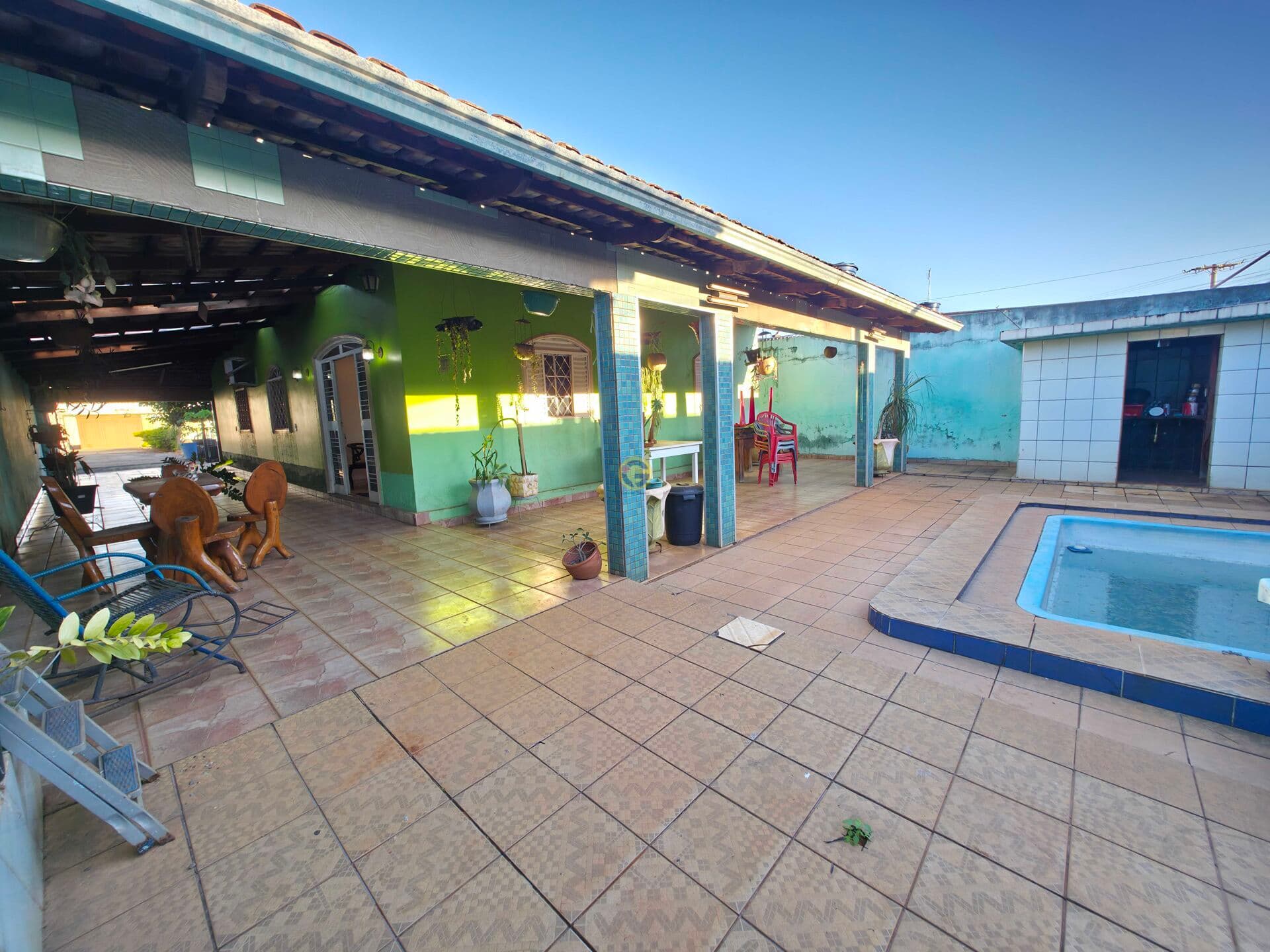 CASA COM 754M² + PISCINA E ÁREA GOURMET NO PARQUE REAL | OPORTUNIDADE EM APARECIDA DE GOIÂNIA