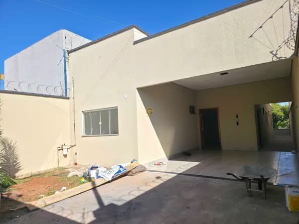 CASA NA REGIÃO VILA BRASILIA A VENDA 3 QUARTOS 2 SUITES 306M²