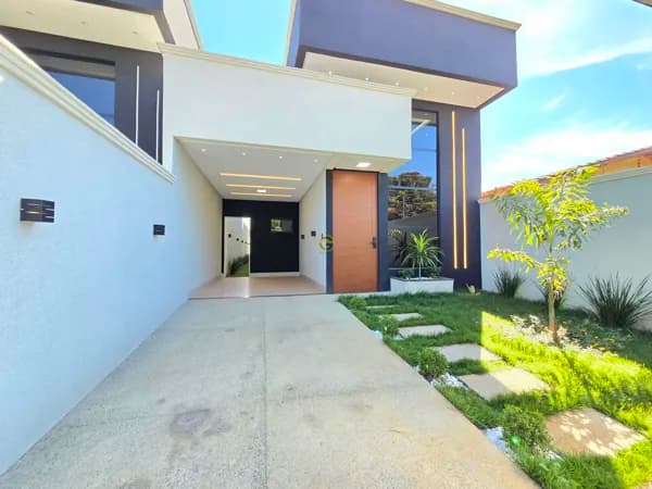 Casa em Aparecida de Goiânia - Vila Oliveira