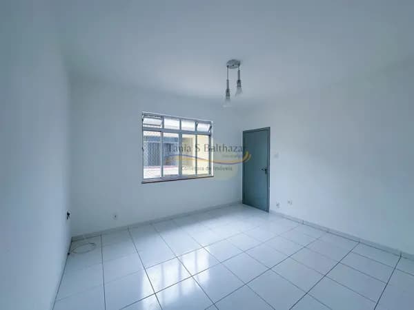 Apartamento para Alugar no Bairro Boqueirão - Santos/SP