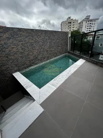 Casa Sobreposta Alta - Duplex - Bairro Aparecida - Santos/SP.