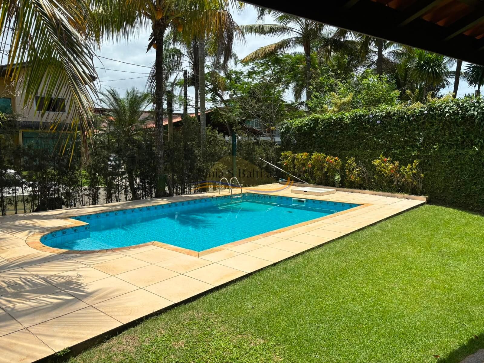Casa Alto Padrão - Guarujá/SP.