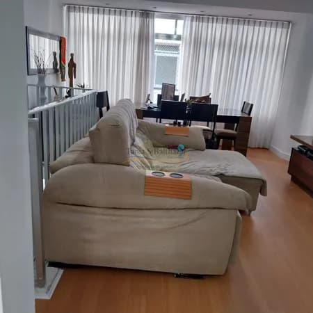 Apartamento tipo casa sobreposta alta - Canal 1 - Marapé - Santos/SP.