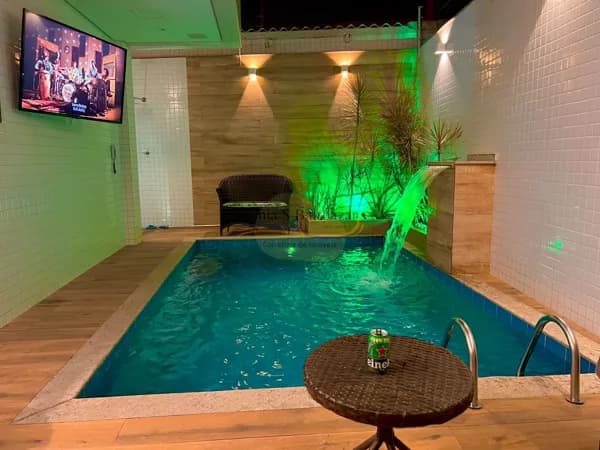 Casa Sobreposta Baixa - Alto Padrão - Ponta da Praia, em Santos/SP.