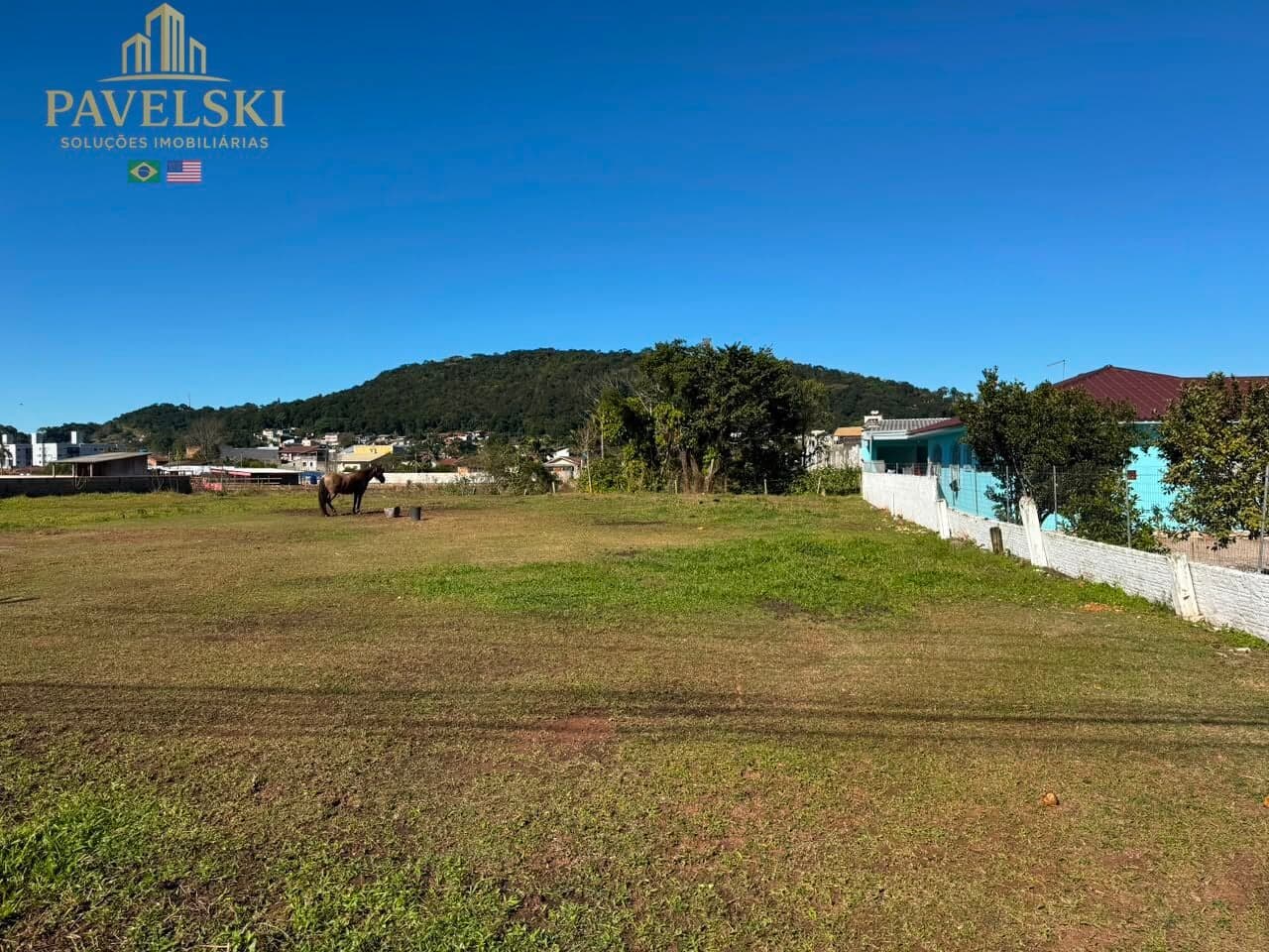 TERRENO À VENDA EM ÁREA COMERCIAL E RESIDENCIAL