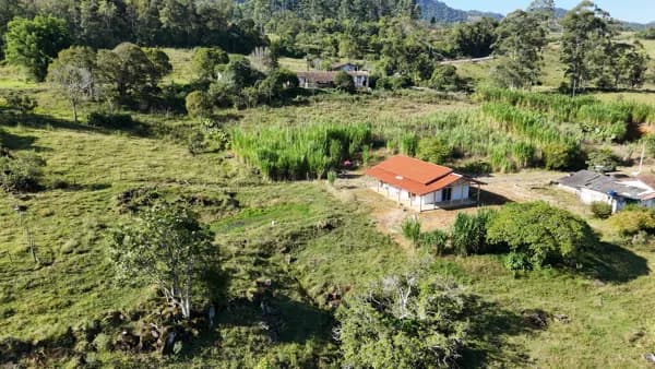Sítio à Venda em Taió - SC | 3.5 Hectares e Casa