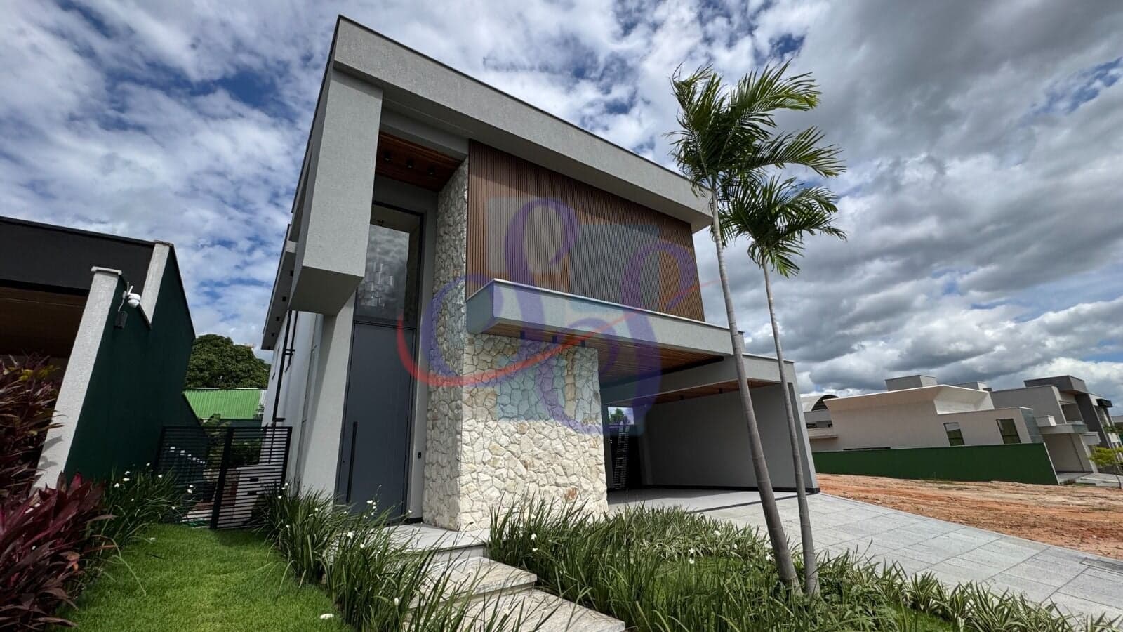 Casa de alto padrão com 4 suítes no condomínio Vert - Eusébio!