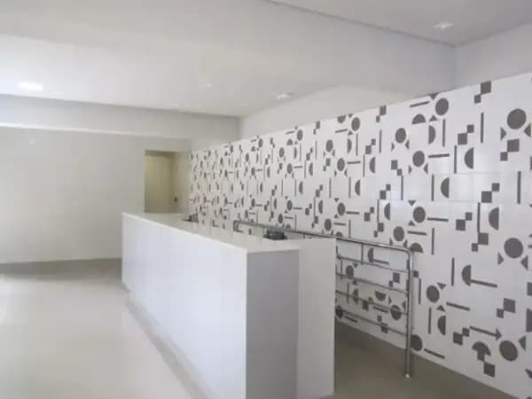 Excelente Sala Comercial de 25m2, Lavabo, Vagas de Garagem Disponíveis para Venda, no Ponto mais Valorizado e Procurado do Barro Preto (Santo Agostinho Expandido),