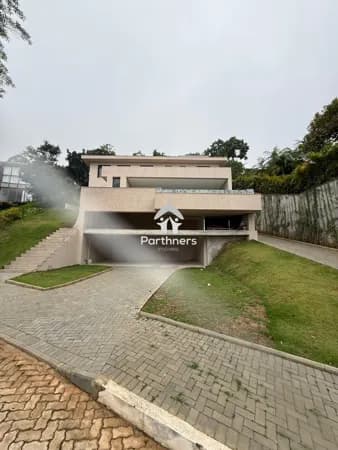 Lindíssima Mansão de 4 Qts, 4 Suítes, 550m2, Lote de 1.301 m2, Vista Panorâmica Cinematográfica - Luxo e Bom Gosto no Cond. Vila Alpina