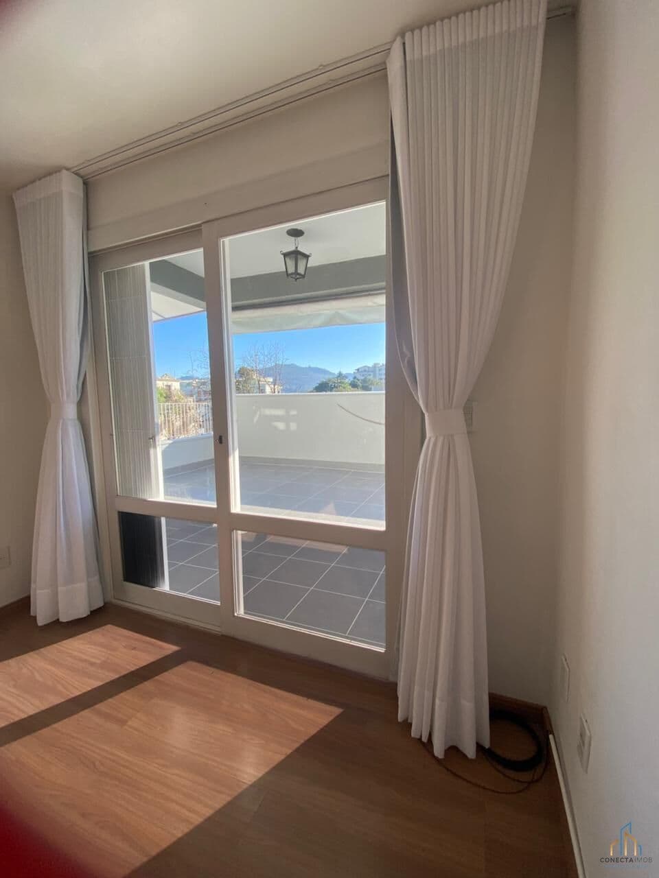 Apartamento em Dois Irmãos - Centro