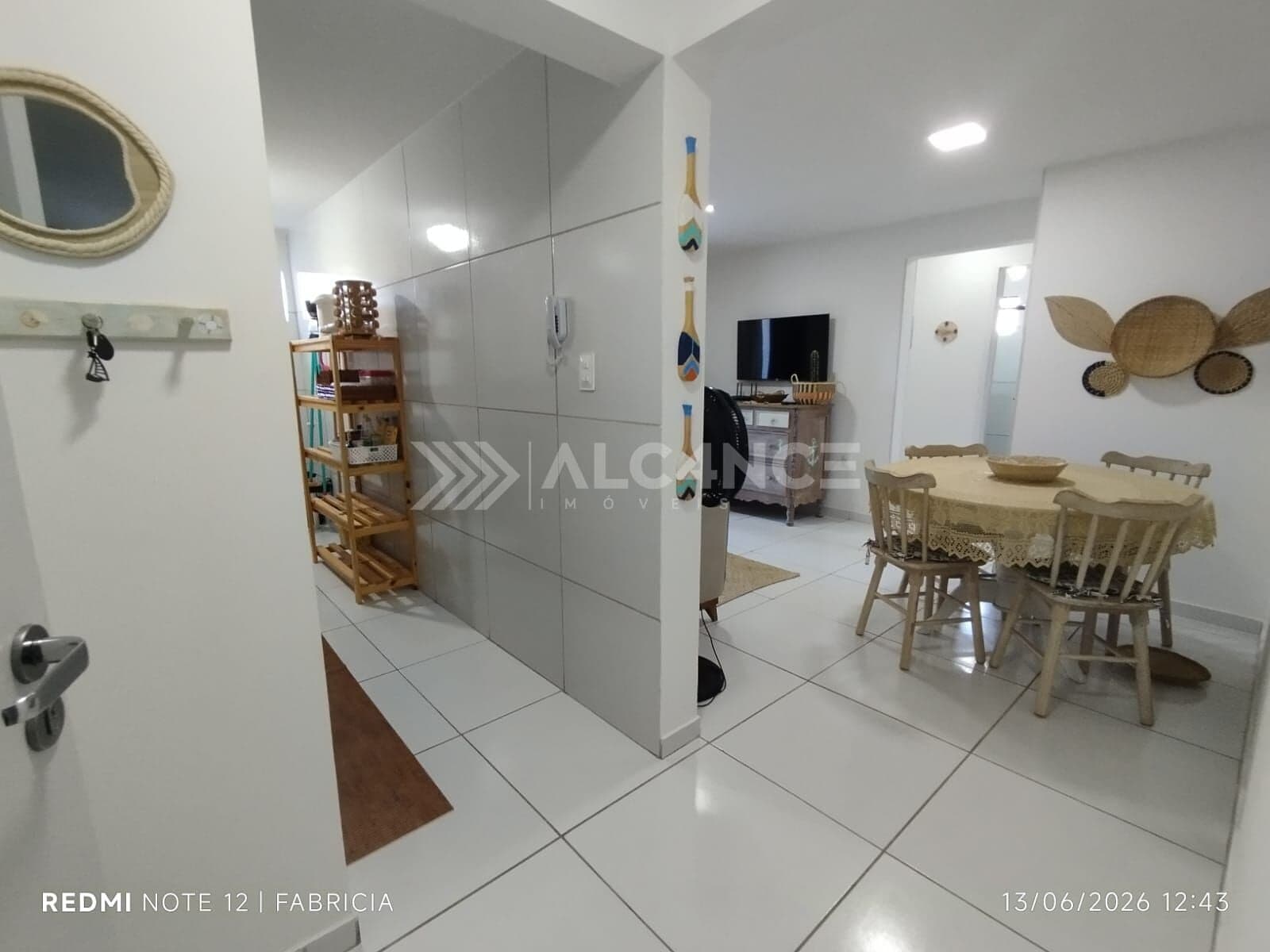 Apto - 2 Quartos - 1 Suíte - 85 m² - Ponta de Campina, Cabedelo/PB