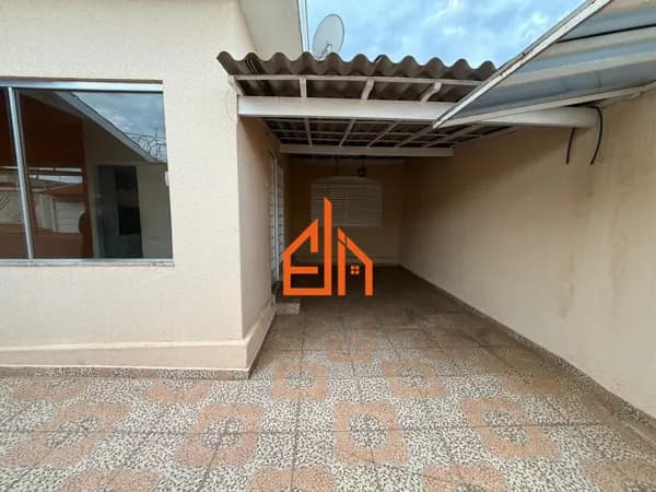 Casa em Passos - Jardim Itália
