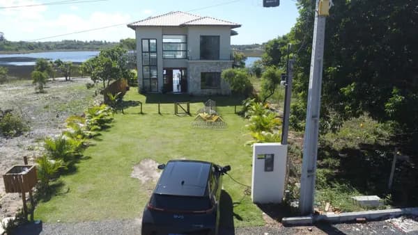 CONDOMÍNIO ÁGUAS DE SAUÍPE - Casa 4 Suítes - Piscina - FUNDO DE LAGOA