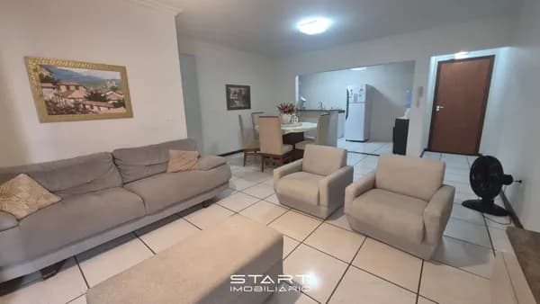 Apartamento em Meia Praia, Itapema/SC