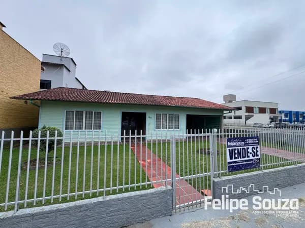 TERRENO COMERCIAL NO CENTRO DE TAIÓ – 18 METROS DE FRENTE PARA A AVENIDA LUIZ BERTOLI