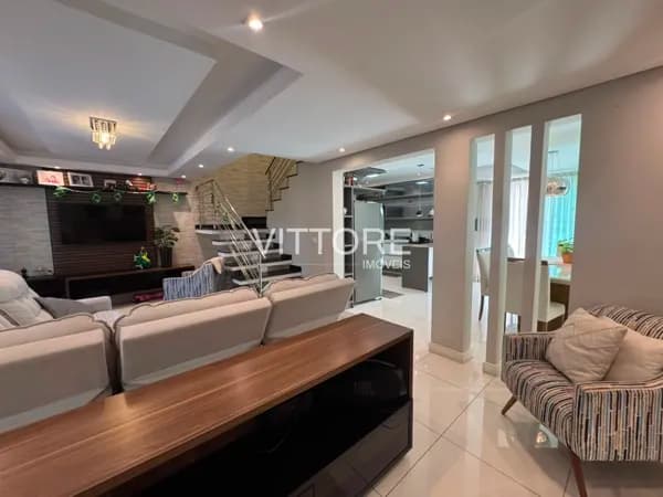 Sobrado 213m² - 04 domritórios - Cruzeiro - São José dos Pinhais