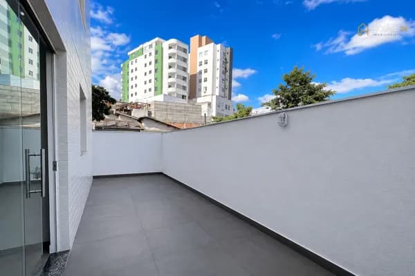 ALUGUEL ÁREA PRIVATIVA 2 QUARTOS