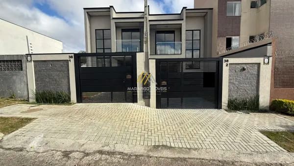 Sobrado de Alto Padrão à Venda no Bairro Cidade Jardim – São José dos Pinhais/PR