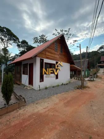 Casa em Canelinha - Moura