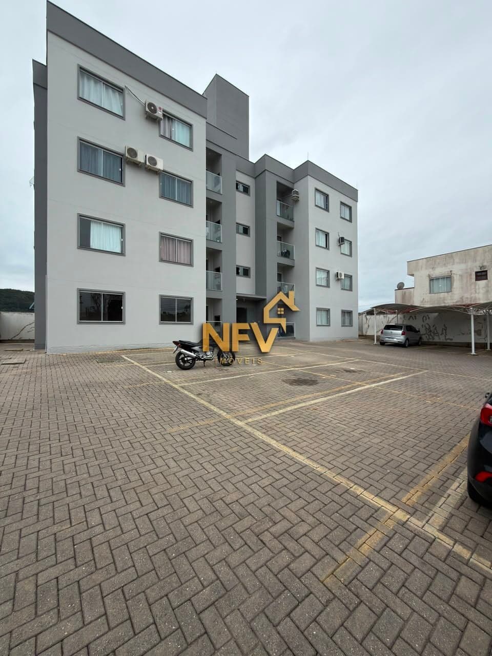 Apartamento Térreo