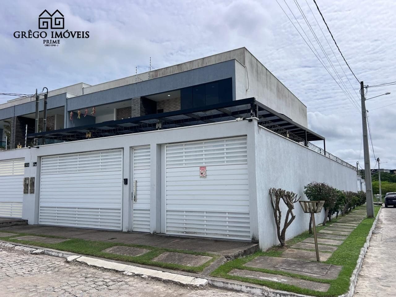 Casa dulex de alto padrão para locação | Maurício de Nassau