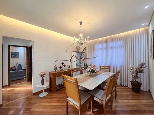 Apartamento 3 quartos em prédio individual no Camargos!