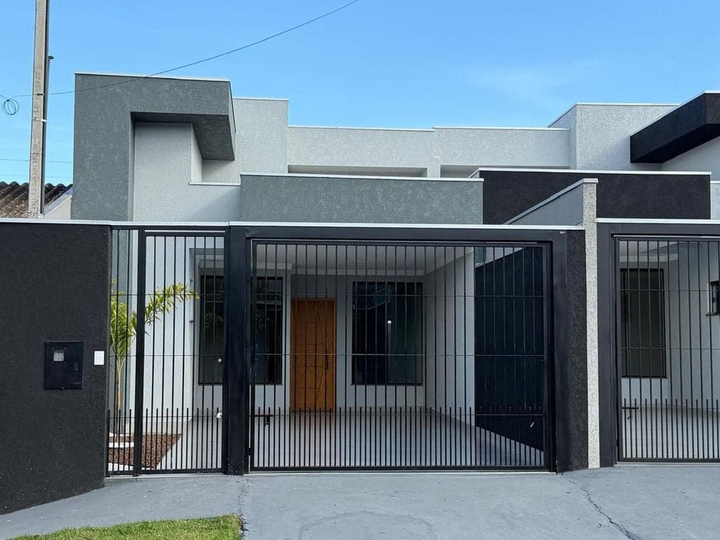Casa à venda no bairro Jardim Itaipu em Maringá/PR