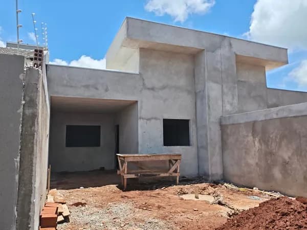 Casa à venda no bairro Jardim Nova Independência em Sarandi/PR