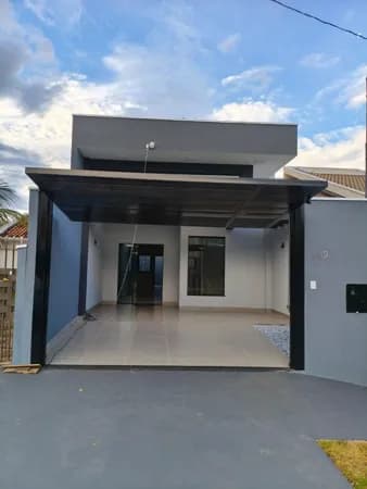 Casa à venda no bairro Jardim Monte Rei em Maringá/PR