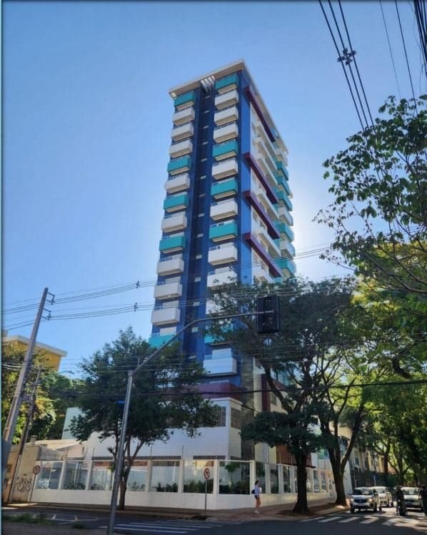 Apartamento à venda no bairro Zona 7 em Maringá/PR