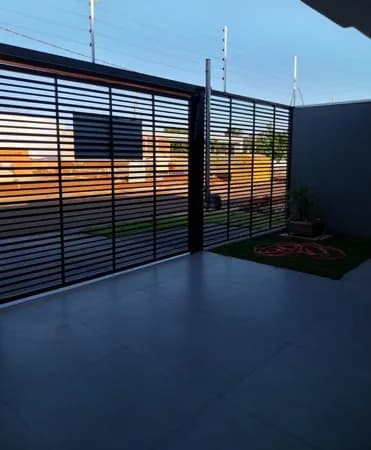 Casa à venda no bairro Jardim Munique em Maringá/PR
