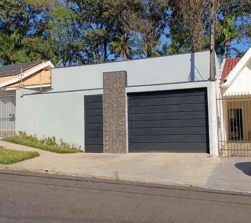 Casa à venda no bairro Jardim Guaporé em Maringá/PR