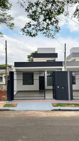 Casa à venda no bairro Parque Hortência II em Maringá/PR