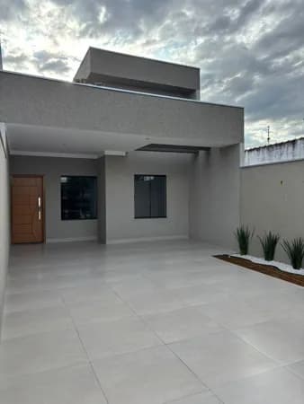 Casa à venda no bairro Jardim Paulista em Maringá/PR