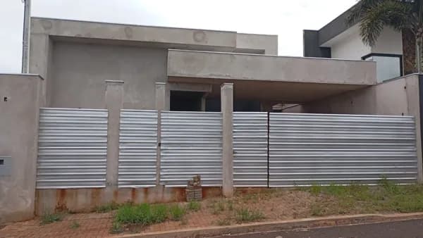 Casa à venda no bairro Jardim São Paulo II em Sarandi/PR