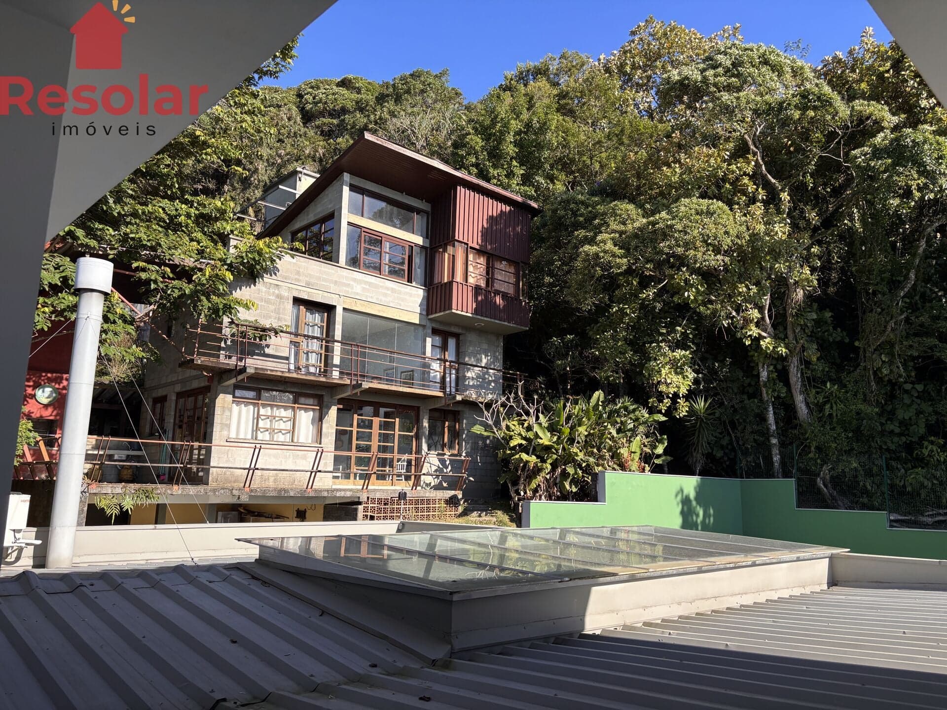 Casa de 3 andares com Vista para o Mar à Venda na Praia do Paulas | São Francisco do Sul