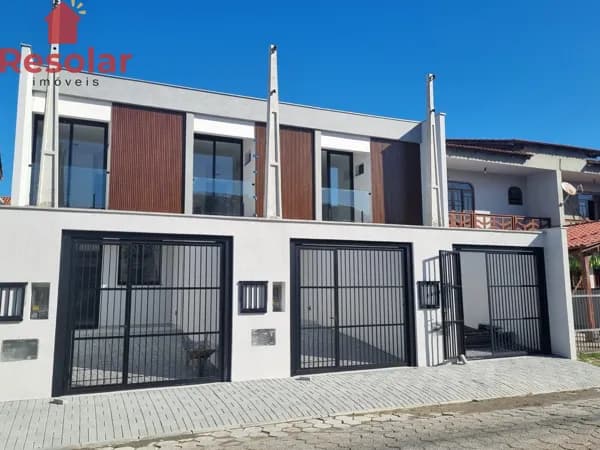 Sobrados Novos - Prainha/Enseada