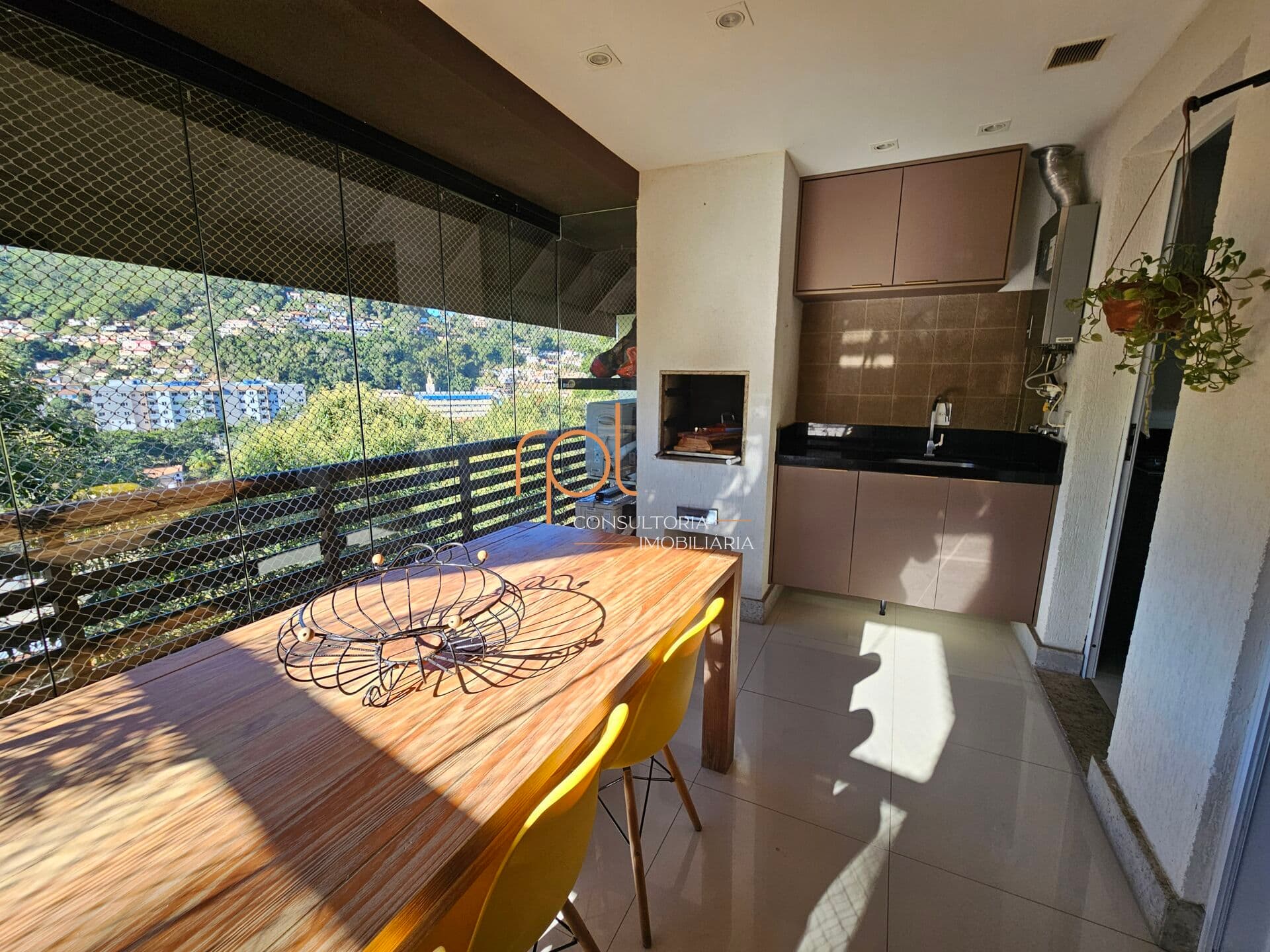 Apartamento Cobertura Duplex em Nogueira, Petrópolis/RJ
