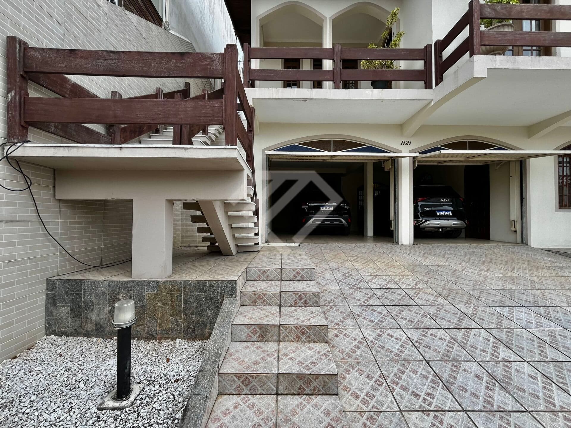 Casa com edícula em Capoeiras | Florianópolis