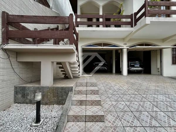 Casa com edícula em Capoeiras | Florianópolis