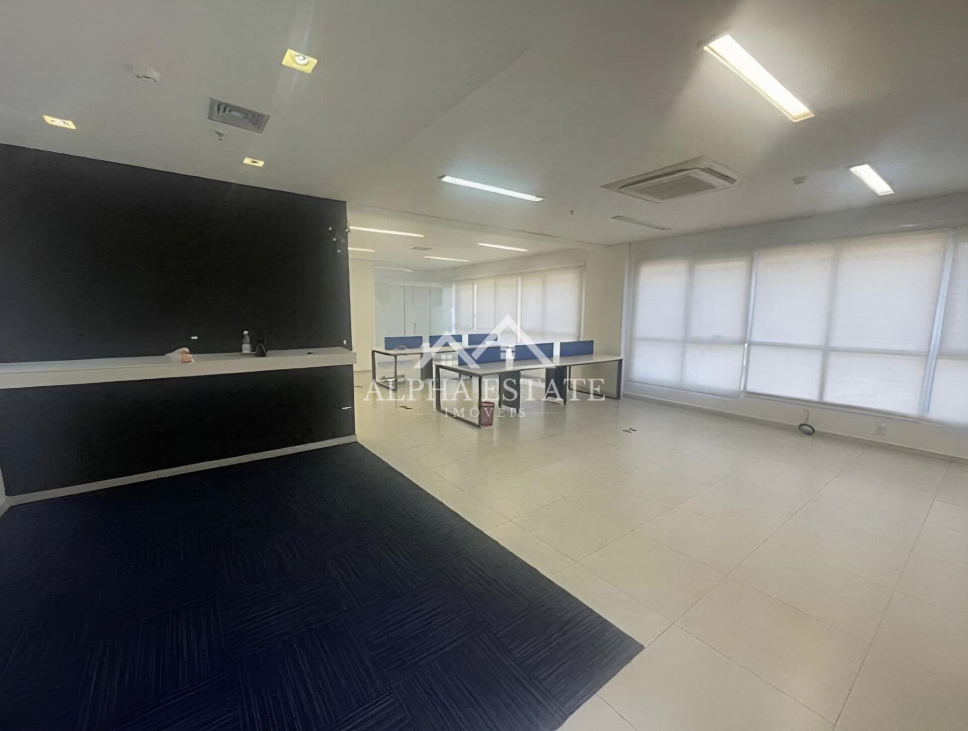 Sala Andar Comercial em Alphaville