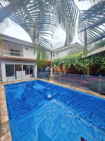 Casa Alto Padrão em Condomínio de Alphaville