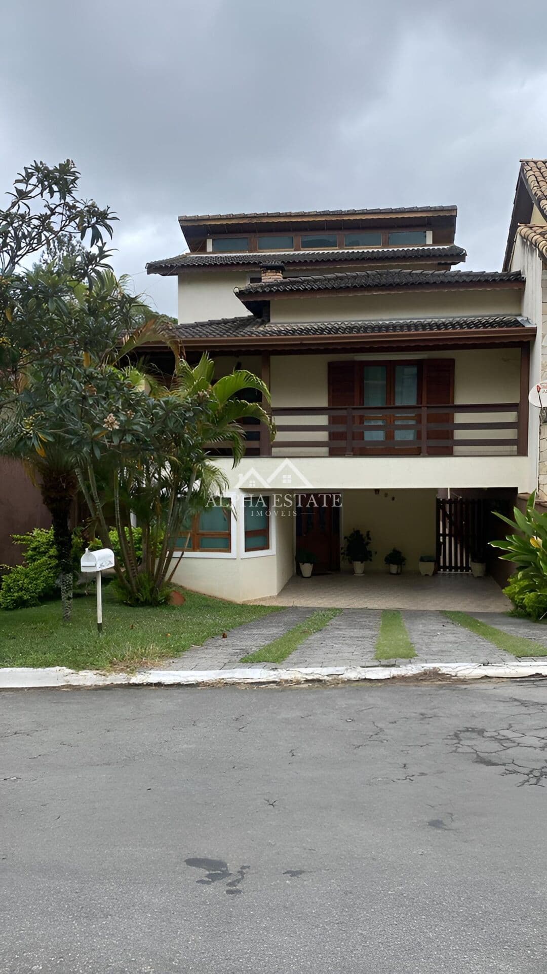 Casa em residencial de Jandira/SP