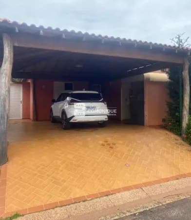 Casa de Condomínio em São José do Rio Preto - Centro