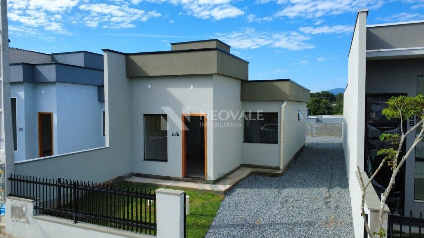 Casa PRONTA para morar em Indaial SC