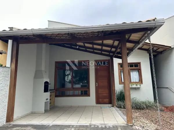 Casa em Blumenau - Escola Agrícola